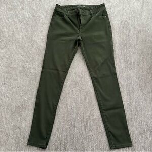 Old Navy 24/7 Super Skinny Rockstar Jeans. Green. Size 8.